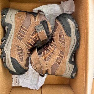 Northside Brown and Black Hiking Boots Rugged Design